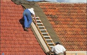rénovation toiture tuiles rouges Toiture Pro